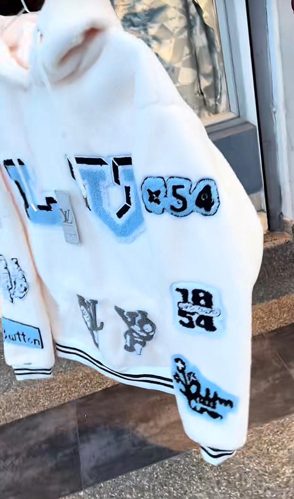 Chaqueta Blanca Luxury Monogram Style - Nova Outlet